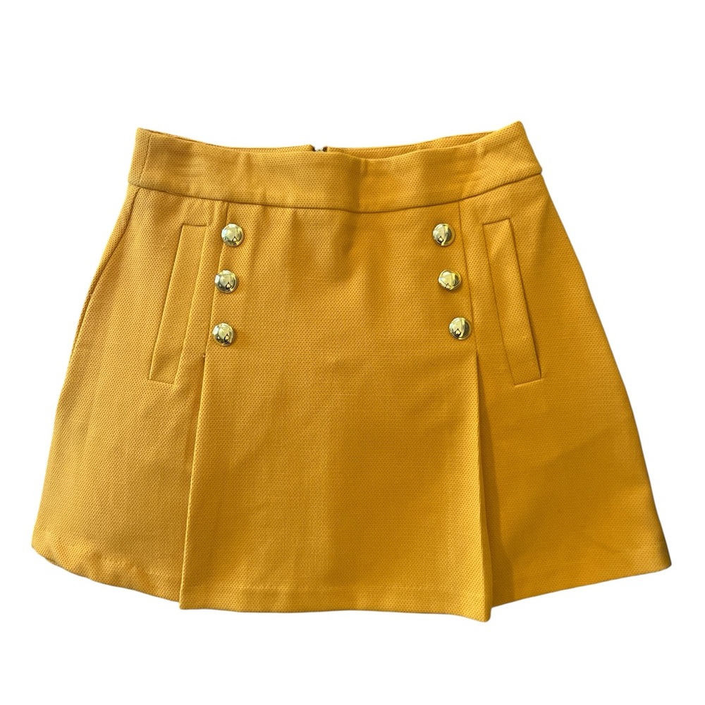 XOXO Mini A-line skirt. Size medium. Perfect fall color, mustard.